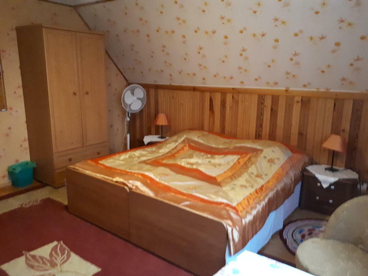 Olsik Apartment Bialowieza Luaran gambar