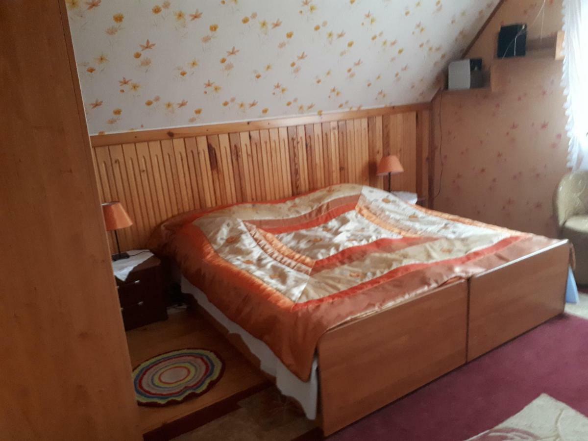 Olsik Apartment Bialowieza Luaran gambar